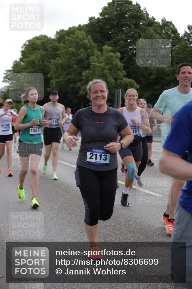 29.06.2025 - hella hamburg halbmarathon Jannik Wohlers http://msf.ph/oto/8306699 29.06.2025 10:37:58 Lombardsbrücke 1196, 1457, 1596, 1721, 1742, 1791, 1966, 2113, 2151, 2498, 3010, 3094, 3095, 3242, 3286, 3338, 3635, 3636, 3716, 3777, 3841, 4139, 4155, 4159, 4883, 5085, 5089, 5155, 5300, 5735, 6200, 6751, 6930, 7117, 7165, 7371, 7692, 7868, 7914, 8718, 9424, 9699, 10584, 11728, 11812, 12116, 12675, 12677, 13000, 13200, 13823, 13833, 14016, 14406, 15101, 15355, 15417, 15644, 16061, 16174, 16214, 16465, 16658, 16708, 16876, 16942, 17091, 17478, 18709 meine-sportfotos.de