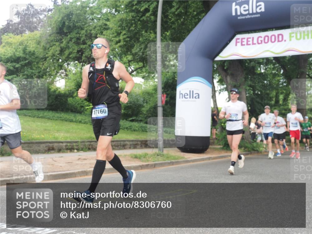 29.06.2025 - hella hamburg halbmarathon KatJ http://msf.ph/oto/8306760 29.06.2025 10:44:04 Zwischen KM18-KM19 1719, 2883, 4833, 4951, 6835 meine-sportfotos.de