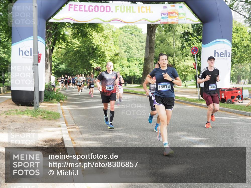 29.06.2025 - hella hamburg halbmarathon MichiJ http://msf.ph/oto/8306857 29.06.2025 10:35:35 Zwischen KM18-KM19 2864, 3852, 5362, 6168, 12870, 15350, 15478, 15479, 15573, 18297, 18922 meine-sportfotos.de