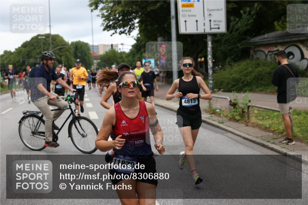 29.06.2025 - hella hamburg halbmarathon Yannick Fuchs http://msf.ph/oto/8306880 29.06.2025 10:50:22 20KM 1583, 1877, 1955, 2083, 2378, 2741, 4152, 4594, 4813, 5418, 5570, 5721, 5744, 6759, 7037, 7547, 7646, 8968, 8996, 9246, 9622, 9884, 9903, 10084, 10093, 10665, 11554, 11870, 12348, 12590, 12712, 12858, 13691, 14408, 14588, 14867, 15134, 15407, 16008, 16009, 16043, 16121, 16620, 16679, 17268, 17468, 17660, 17993, 18117, 18531, 18719, 18867, 18899, 18966, 19091 meine-sportfotos.de