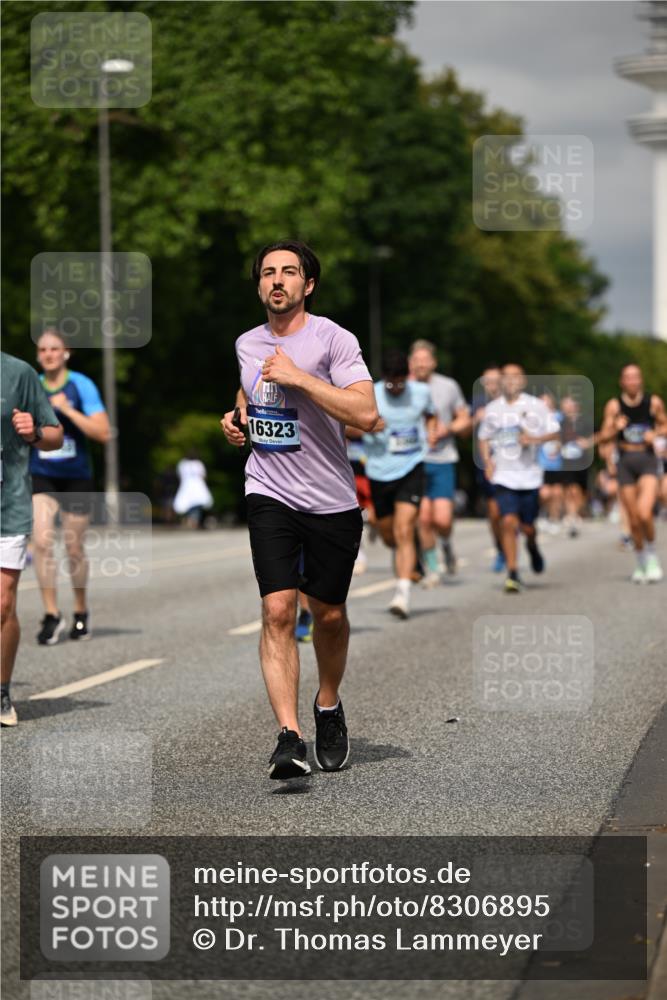 29.06.2025 - hella hamburg halbmarathon Dr. Thomas Lammeyer http://msf.ph/oto/8306895 29.06.2025 10:16:49 Kennedybrücke 1020, 1051, 2531, 2942, 3360, 4187, 4532, 6489, 7014, 7873, 8398, 8405, 9705, 10409, 11025 meine-sportfotos.de