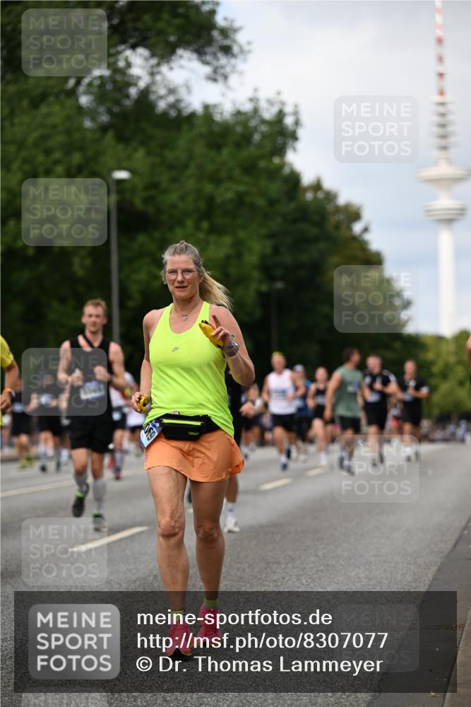 29.06.2025 - hella hamburg halbmarathon Dr. Thomas Lammeyer http://msf.ph/oto/8307077 29.06.2025 10:38:13 Kennedybrücke 1189, 1275, 1764, 1787, 2038, 2276, 2464, 2496, 2933, 3264, 3340, 3345, 3848, 4445, 4824, 4826, 5096, 5141, 5557, 5566, 5569, 5691, 5821, 5822, 5887, 6109, 6364, 6515, 6516, 6574, 7027, 7324, 7329, 7565, 7633, 7653, 7982, 8157, 8202, 8277, 8282, 8349, 8375, 8377, 8383, 8401, 9094, 9875, 10007, 10048, 10071, 10561, 10564, 11229, 11338, 11432 meine-sportfotos.de