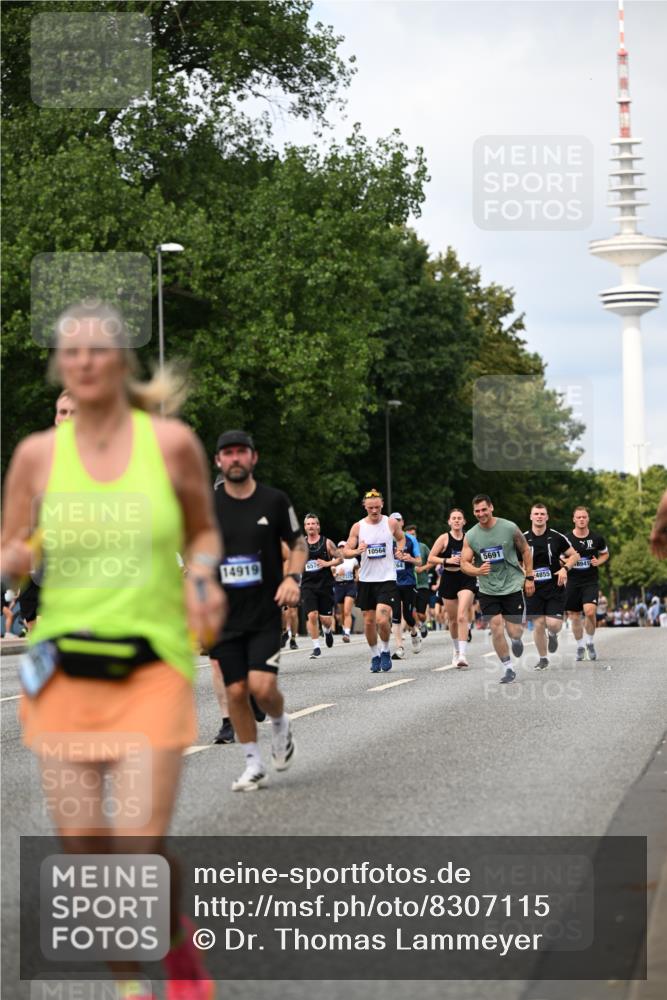 29.06.2025 - hella hamburg halbmarathon Dr. Thomas Lammeyer http://msf.ph/oto/8307115 29.06.2025 10:38:14 Kennedybrücke 1025, 1189, 1705, 1764, 1787, 2038, 2276, 2464, 2496, 2933, 3264, 3340, 3345, 3848, 4445, 4824, 4826, 5096, 5141, 5557, 5566, 5569, 5691, 5821, 5822, 5887, 6034, 6109, 6364, 6515, 6516, 6574, 6718, 7027, 7324, 7329, 7565, 7633, 7653, 7982, 8157, 8202, 8277, 8282, 8349, 8375, 8377, 8383, 8401, 9094, 9875, 10007, 10048, 10071, 10561, 10564, 11229, 11338, 11432 meine-sportfotos.de