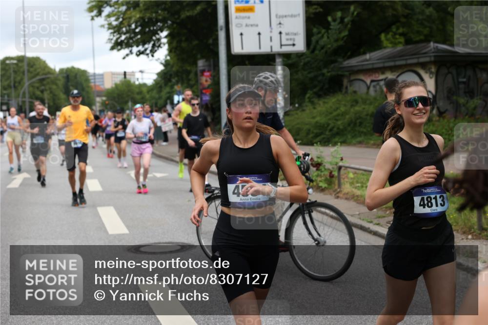 29.06.2025 - hella hamburg halbmarathon Yannick Fuchs http://msf.ph/oto/8307127 29.06.2025 10:50:23 20KM 1583, 1877, 1955, 2083, 2378, 2741, 4152, 4594, 4813, 5418, 5570, 5721, 5744, 6759, 7037, 7547, 7646, 8968, 8996, 9246, 9622, 9884, 9903, 10084, 10093, 10665, 11870, 12348, 12590, 12712, 12858, 13394, 13691, 14408, 14588, 14867, 15134, 15407, 15431, 16008, 16009, 16043, 16121, 16620, 16679, 17268, 17660, 17993, 18117, 18531, 18719, 18867, 18899, 18966, 19091 meine-sportfotos.de