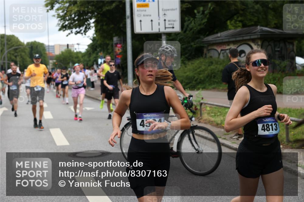 29.06.2025 - hella hamburg halbmarathon Yannick Fuchs http://msf.ph/oto/8307163 29.06.2025 10:50:23 20KM 1583, 1877, 1955, 2083, 2378, 2741, 4152, 4594, 4813, 5418, 5570, 5721, 5744, 6759, 7037, 7547, 7646, 8968, 8996, 9246, 9622, 9884, 9903, 10084, 10093, 10665, 11870, 12348, 12590, 12712, 12858, 13394, 13691, 14408, 14588, 14867, 15134, 15407, 15431, 16008, 16009, 16043, 16121, 16620, 16679, 17268, 17660, 17993, 18117, 18531, 18719, 18867, 18899, 18966, 19091 meine-sportfotos.de