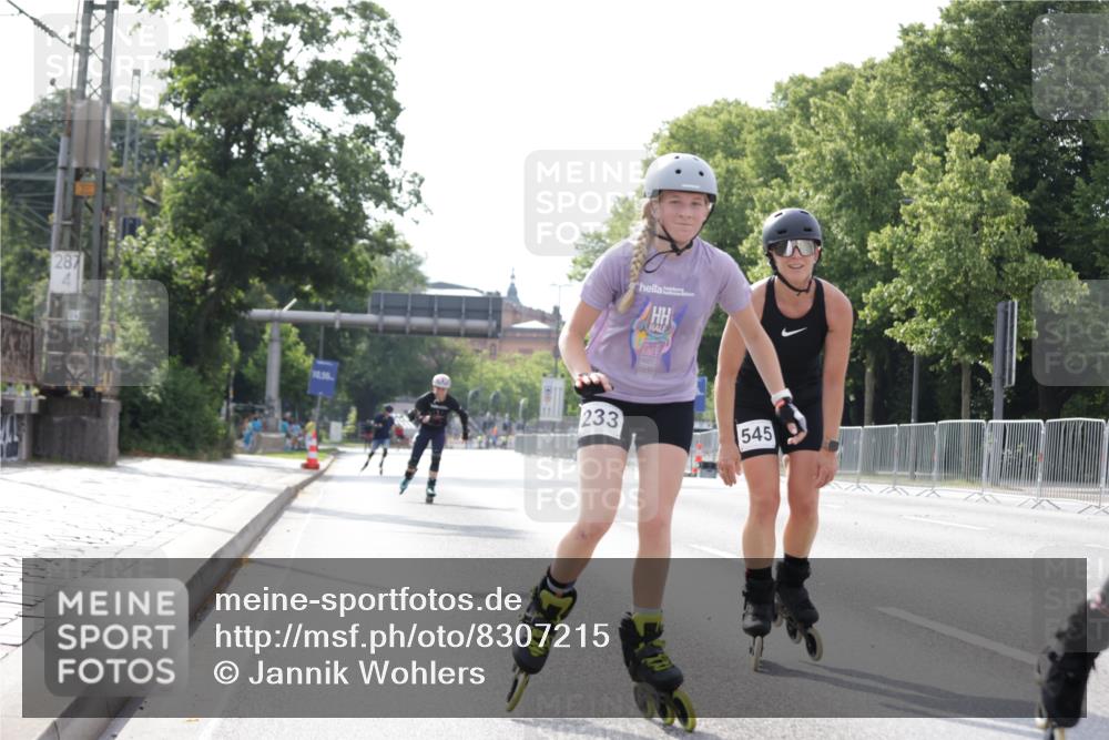 29.06.2025 - hella hamburg halbmarathon Jannik Wohlers http://msf.ph/oto/8307215 29.06.2025 08:57:47 Lombardsbrücke  meine-sportfotos.de