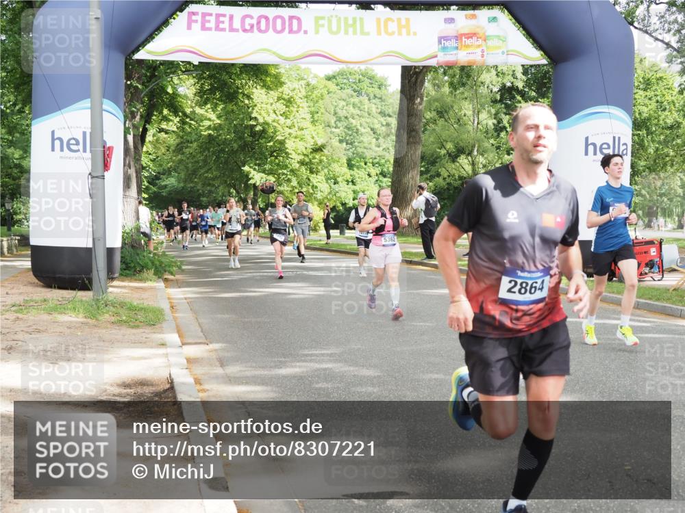 29.06.2025 - hella hamburg halbmarathon MichiJ http://msf.ph/oto/8307221 29.06.2025 10:35:36 Zwischen KM18-KM19 2864, 3852, 5362, 6168, 12870, 15350, 15478, 15479, 15573, 18297, 18922 meine-sportfotos.de