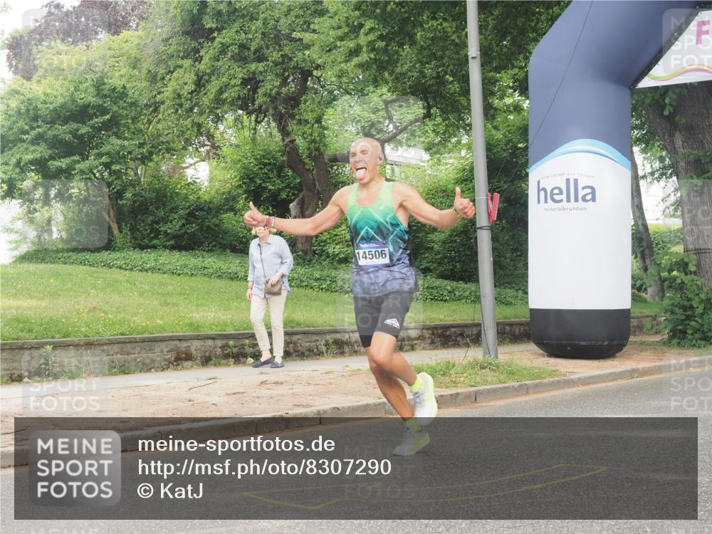 29.06.2025 - hella hamburg halbmarathon KatJ http://msf.ph/oto/8307290 29.06.2025 10:14:45 Zwischen KM18-KM19 2892 meine-sportfotos.de