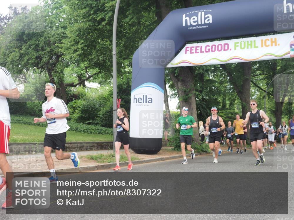 29.06.2025 - hella hamburg halbmarathon KatJ http://msf.ph/oto/8307322 29.06.2025 10:44:08 Zwischen KM18-KM19 1715, 1719, 2025, 2883, 3093, 4467 meine-sportfotos.de