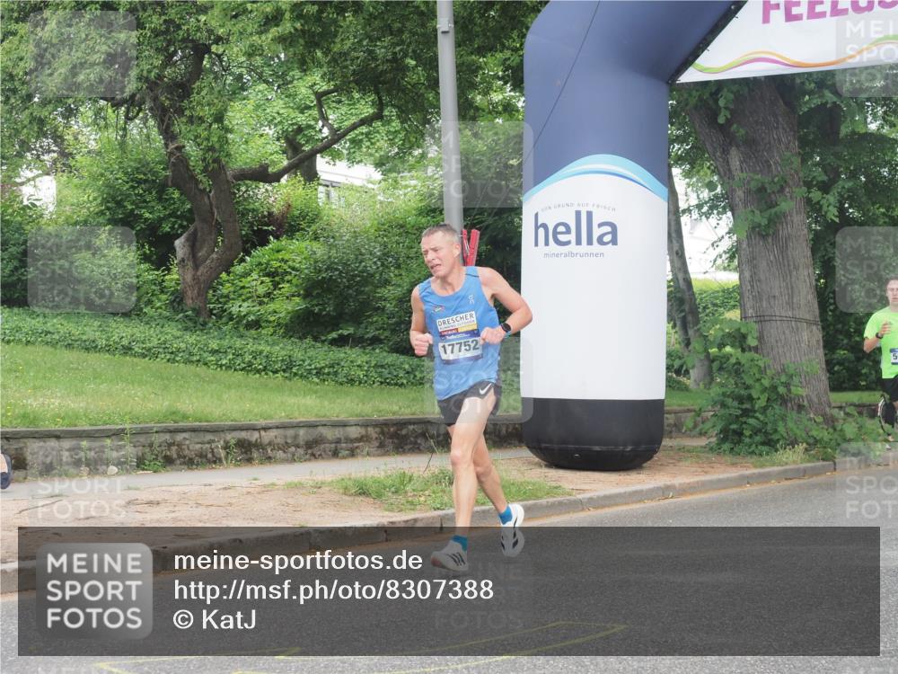 29.06.2025 - hella hamburg halbmarathon KatJ http://msf.ph/oto/8307388 29.06.2025 10:14:47 Zwischen KM18-KM19 5612 meine-sportfotos.de