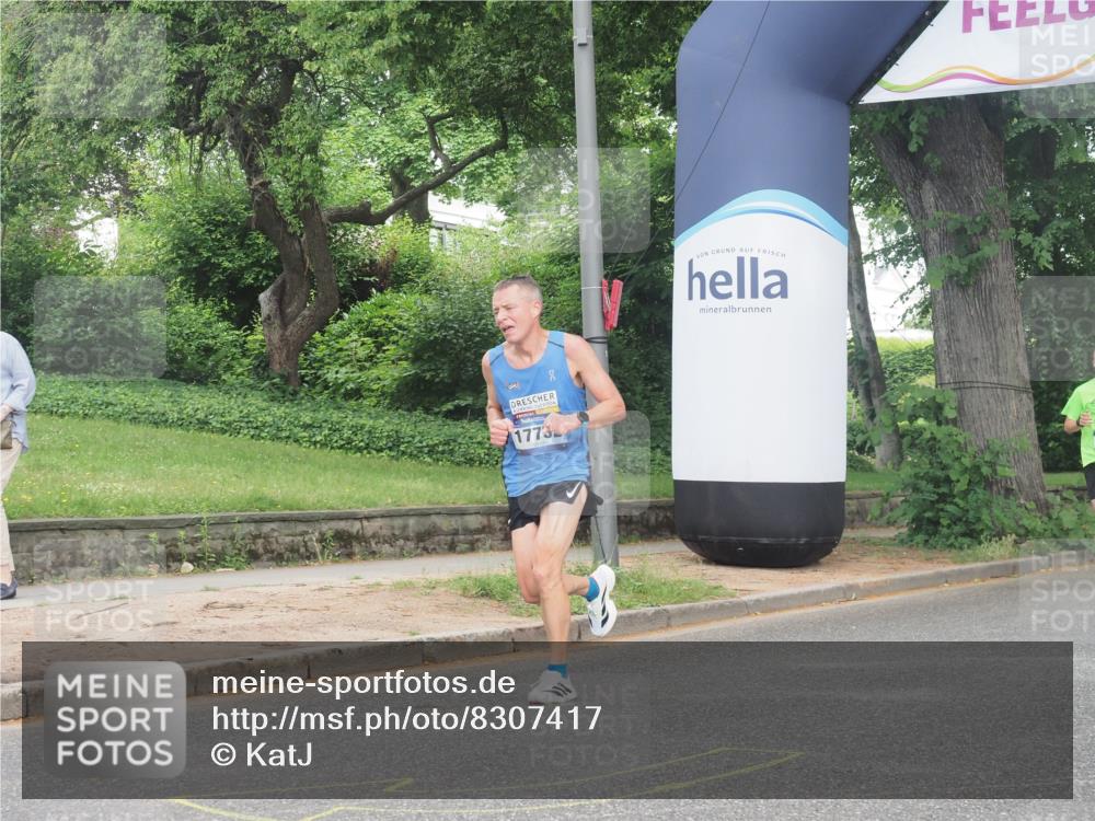 29.06.2025 - hella hamburg halbmarathon KatJ http://msf.ph/oto/8307417 29.06.2025 10:14:47 Zwischen KM18-KM19 5612 meine-sportfotos.de