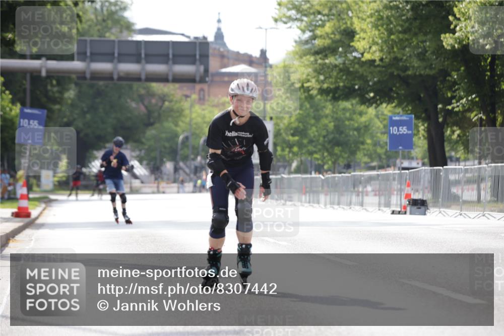 29.06.2025 - hella hamburg halbmarathon Jannik Wohlers http://msf.ph/oto/8307442 29.06.2025 08:57:49 Lombardsbrücke  meine-sportfotos.de