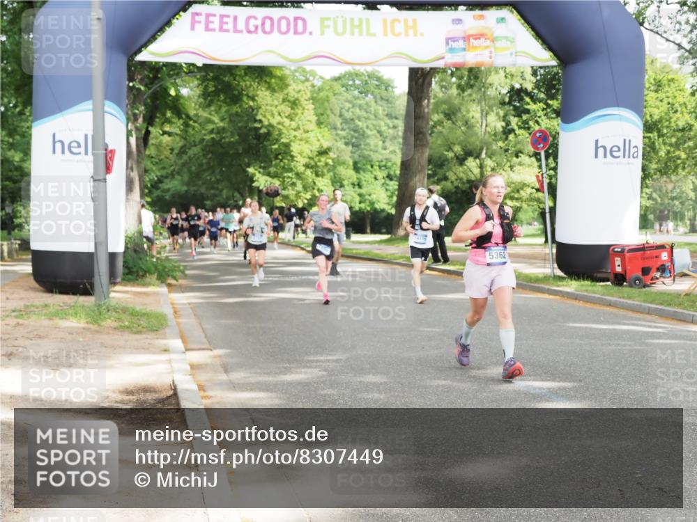 29.06.2025 - hella hamburg halbmarathon MichiJ http://msf.ph/oto/8307449 29.06.2025 10:35:38 Zwischen KM18-KM19 1696, 2864, 3747, 5362, 6168, 12870, 15350, 15478, 15479, 15573, 16175, 18297, 18922 meine-sportfotos.de