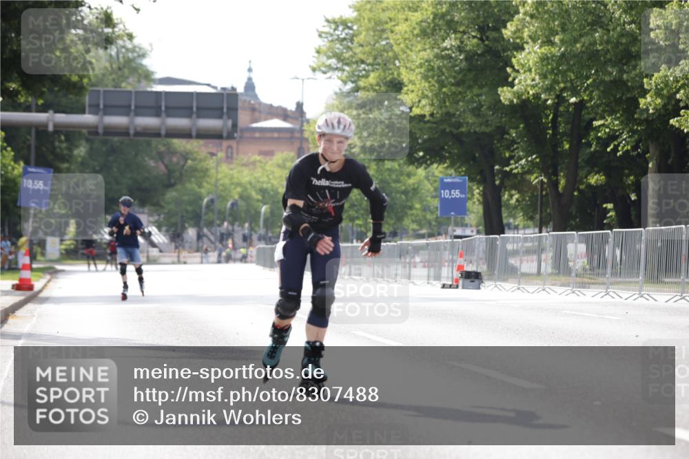 29.06.2025 - hella hamburg halbmarathon Jannik Wohlers http://msf.ph/oto/8307488 29.06.2025 08:57:49 Lombardsbrücke  meine-sportfotos.de