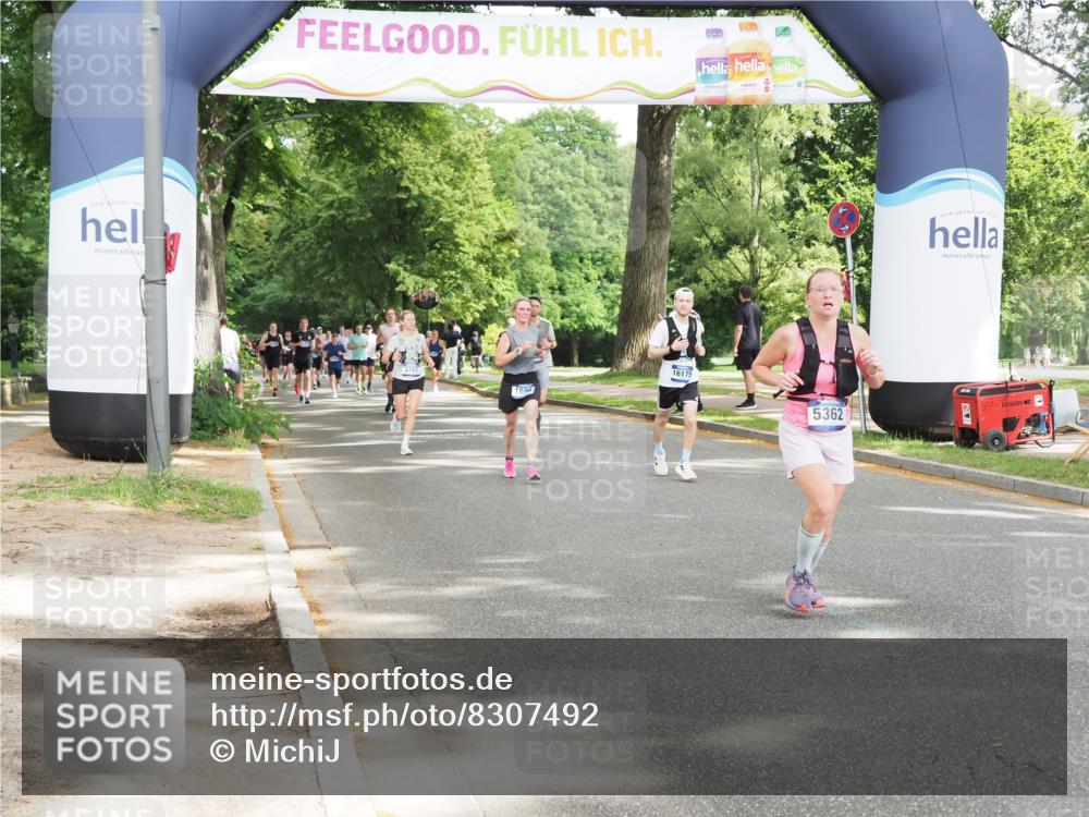 29.06.2025 - hella hamburg halbmarathon MichiJ http://msf.ph/oto/8307492 29.06.2025 10:35:38 Zwischen KM18-KM19 1696, 2864, 3747, 5362, 6168, 12870, 15350, 15478, 15479, 15573, 16175, 18297, 18922 meine-sportfotos.de