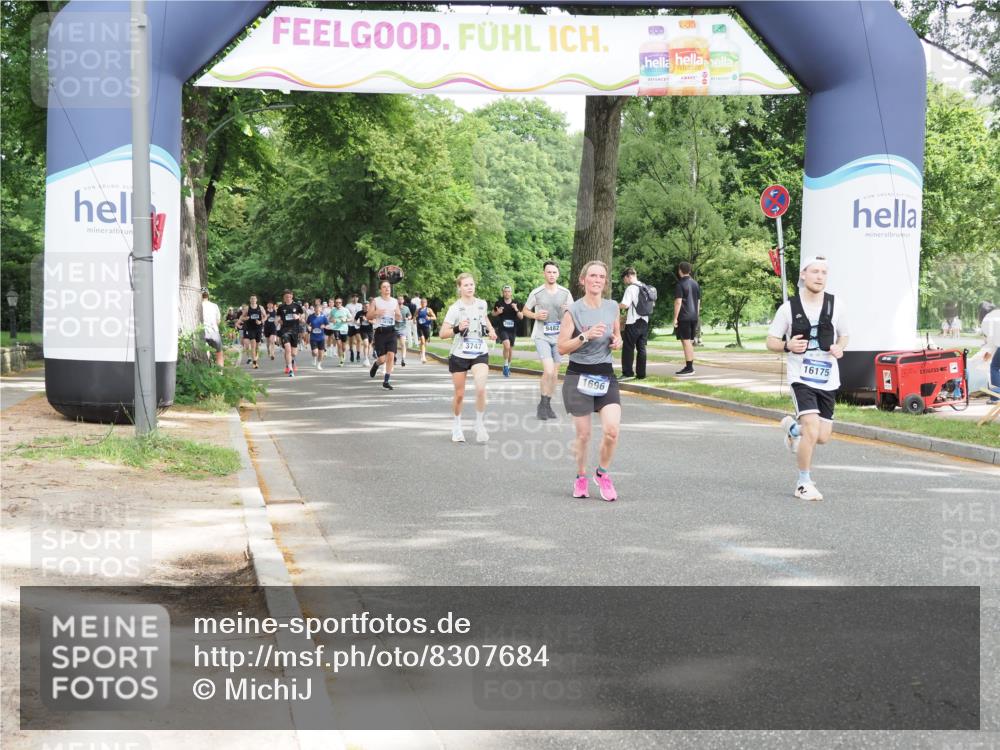 29.06.2025 - hella hamburg halbmarathon MichiJ http://msf.ph/oto/8307684 29.06.2025 10:35:39 Zwischen KM18-KM19 1696, 2864, 3747, 5362, 6168, 12870, 15350, 15478, 15479, 15573, 16175, 18297, 18922 meine-sportfotos.de