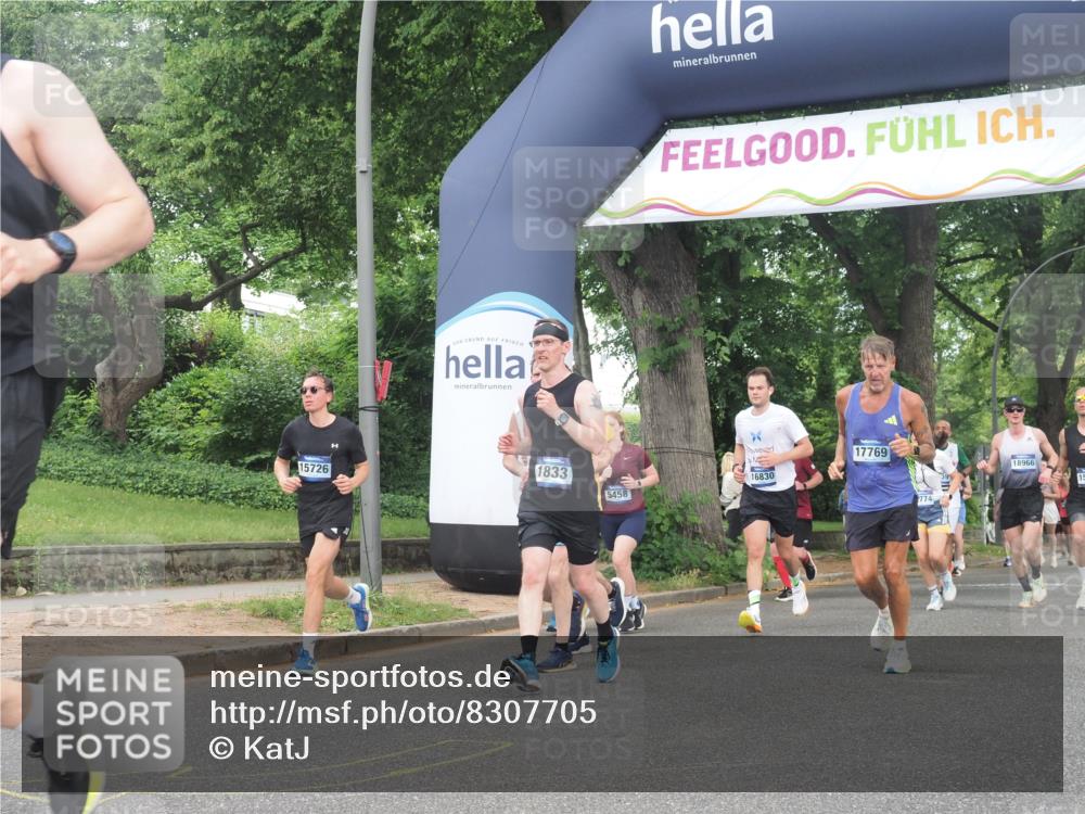 29.06.2025 - hella hamburg halbmarathon KatJ http://msf.ph/oto/8307705 29.06.2025 10:44:11 Zwischen KM18-KM19 1715, 1719, 1833, 2025, 2488, 3093, 3413, 4467 meine-sportfotos.de