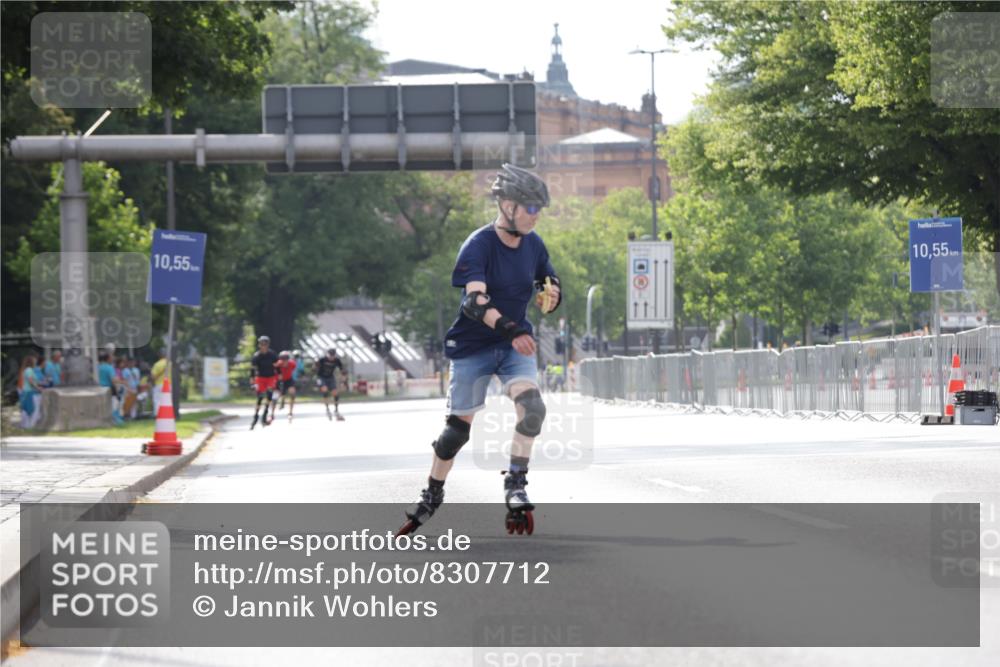 29.06.2025 - hella hamburg halbmarathon Jannik Wohlers http://msf.ph/oto/8307712 29.06.2025 08:57:54 Lombardsbrücke  meine-sportfotos.de