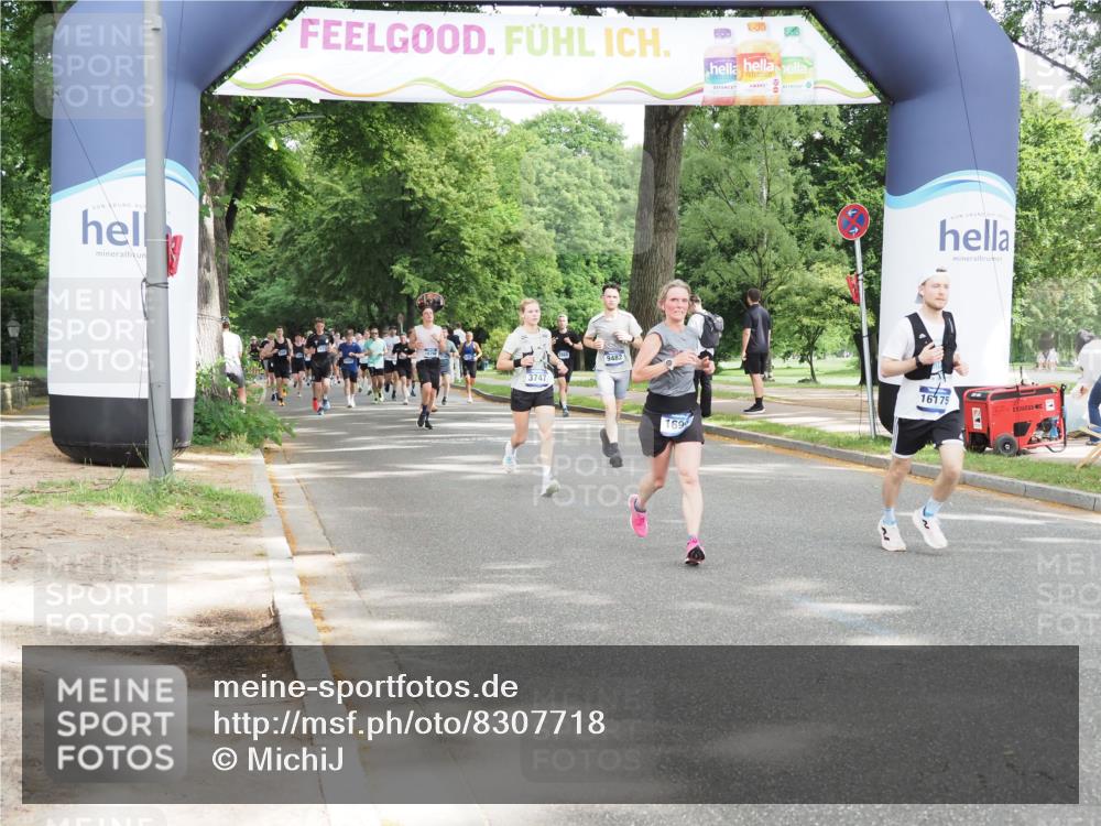 29.06.2025 - hella hamburg halbmarathon MichiJ http://msf.ph/oto/8307718 29.06.2025 10:35:39 Zwischen KM18-KM19 1696, 2864, 3747, 5362, 6168, 12870, 15350, 15478, 15479, 15573, 16175, 18297, 18922 meine-sportfotos.de