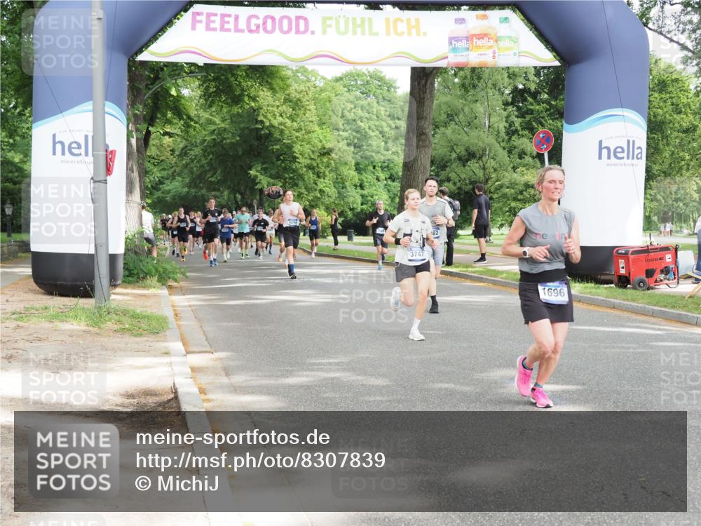 29.06.2025 - hella hamburg halbmarathon MichiJ http://msf.ph/oto/8307839 29.06.2025 10:35:40 Zwischen KM18-KM19 1696, 2864, 3747, 5362, 6168, 9482, 12870, 15350, 15478, 15573, 16175, 18297, 18922 meine-sportfotos.de