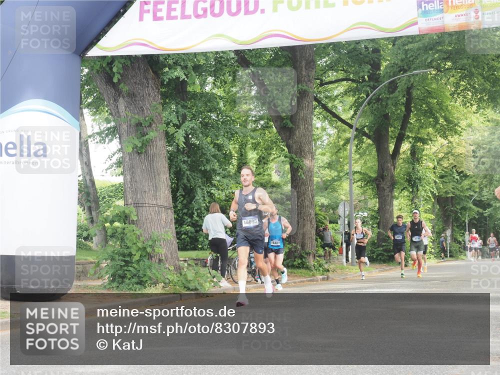 29.06.2025 - hella hamburg halbmarathon KatJ http://msf.ph/oto/8307893 29.06.2025 10:14:55 Zwischen KM18-KM19 5612 meine-sportfotos.de