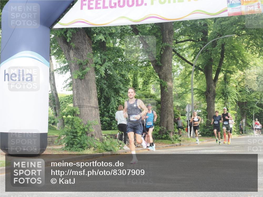 29.06.2025 - hella hamburg halbmarathon KatJ http://msf.ph/oto/8307909 29.06.2025 10:14:55 Zwischen KM18-KM19 5612 meine-sportfotos.de
