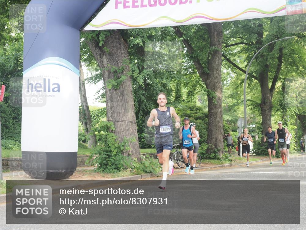 29.06.2025 - hella hamburg halbmarathon KatJ http://msf.ph/oto/8307931 29.06.2025 10:14:55 Zwischen KM18-KM19 5612 meine-sportfotos.de