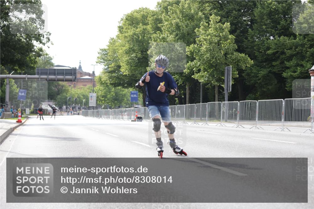 29.06.2025 - hella hamburg halbmarathon Jannik Wohlers http://msf.ph/oto/8308014 29.06.2025 08:57:56 Lombardsbrücke  meine-sportfotos.de
