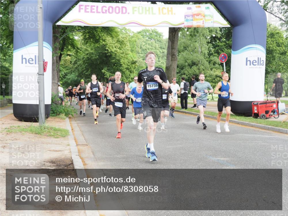 29.06.2025 - hella hamburg halbmarathon MichiJ http://msf.ph/oto/8308058 29.06.2025 10:35:47 Zwischen KM18-KM19 2839, 2869, 2953, 6009, 9482, 10000, 15735, 15784, 16592, 16766 meine-sportfotos.de