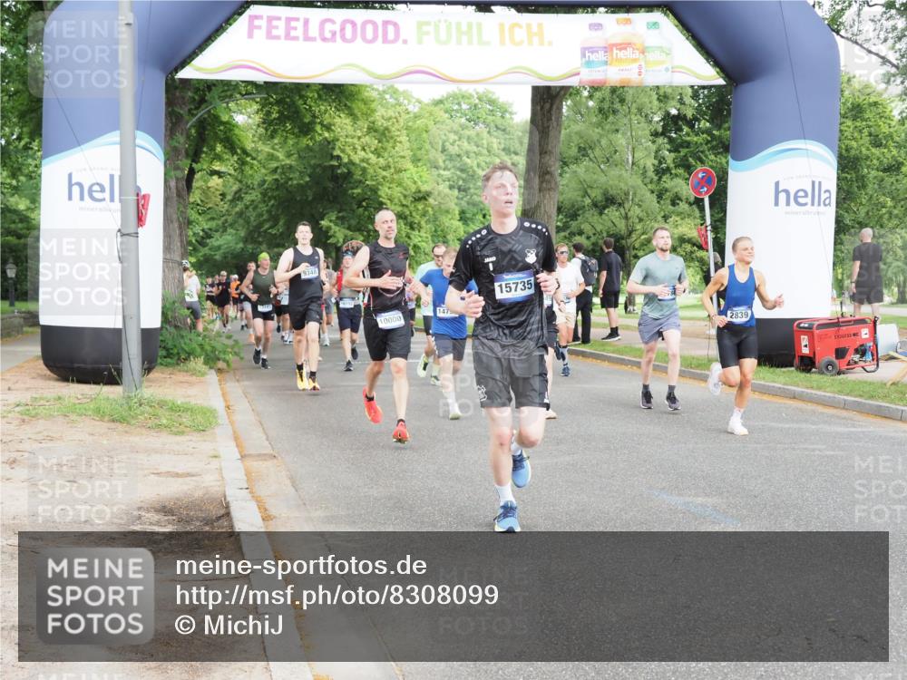29.06.2025 - hella hamburg halbmarathon MichiJ http://msf.ph/oto/8308099 29.06.2025 10:35:47 Zwischen KM18-KM19 2839, 2869, 2953, 6009, 9482, 10000, 15735, 15784, 16592, 16766 meine-sportfotos.de