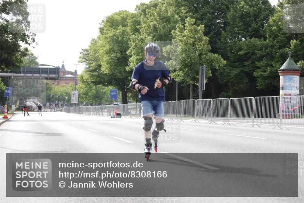 29.06.2025 - hella hamburg halbmarathon Jannik Wohlers http://msf.ph/oto/8308166 29.06.2025 08:57:56 Lombardsbrücke  meine-sportfotos.de