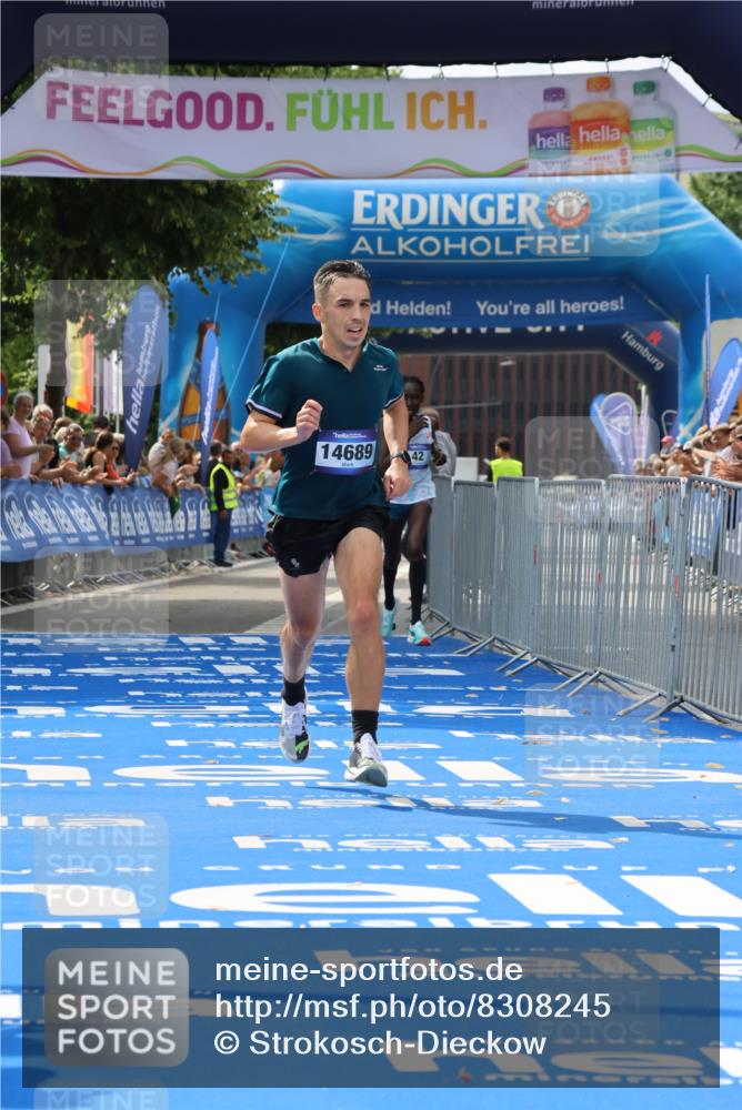 29.06.2025 - hella hamburg halbmarathon Strokosch-Dieckow http://msf.ph/oto/8308245 29.06.2025 10:13:55 Ziel 31, 42, 14689 meine-sportfotos.de