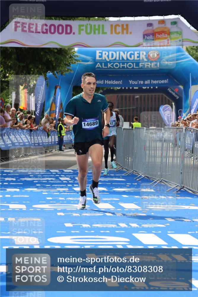 29.06.2025 - hella hamburg halbmarathon Strokosch-Dieckow http://msf.ph/oto/8308308 29.06.2025 10:13:55 Ziel 31, 42, 14689 meine-sportfotos.de