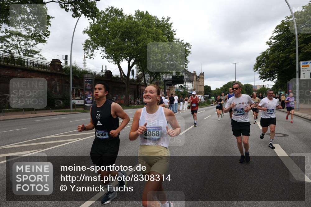 29.06.2025 - hella hamburg halbmarathon Yannick Fuchs http://msf.ph/oto/8308314 29.06.2025 10:50:29 20KM 1583, 1955, 2083, 2741, 3413, 3836, 4152, 4594, 4813, 5418, 5492, 5570, 6399, 6416, 6835, 7037, 7547, 8542, 8652, 8669, 8968, 8996, 9246, 9727, 9884, 9903, 9907, 9934, 10084, 10093, 10665, 11870, 12348, 12440, 12590, 12712, 13394, 13666, 13691, 13750, 14408, 14588, 14678, 14867, 15097, 15407, 15431, 15695, 16008, 16009, 16121, 16620, 16634, 16679, 17268, 17660, 17993, 18719, 18867, 18899, 19091 meine-sportfotos.de