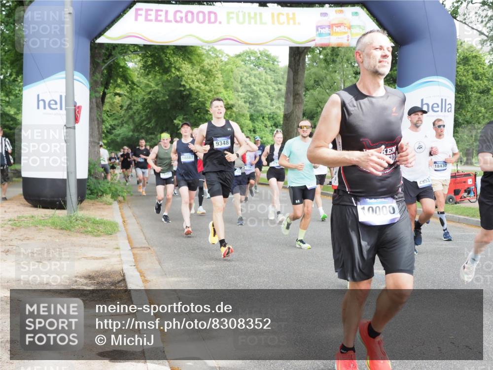 29.06.2025 - hella hamburg halbmarathon MichiJ http://msf.ph/oto/8308352 29.06.2025 10:35:49 Zwischen KM18-KM19 2839, 2869, 2953, 4553, 6009, 9348, 10000, 11211, 12549, 14797, 15735, 15784, 16592, 16766, 17915, 18430, 18887 meine-sportfotos.de