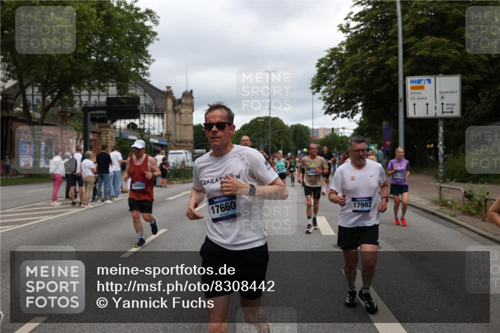29.06.2025 - hella hamburg halbmarathon Yannick Fuchs http://msf.ph/oto/8308442 29.06.2025 10:50:29 20KM 1583, 1955, 2083, 2741, 3413, 3836, 4152, 4594, 4813, 5418, 5492, 5570, 6399, 6416, 6835, 7037, 7547, 8542, 8652, 8669, 8968, 8996, 9246, 9727, 9884, 9903, 9907, 9934, 10084, 10093, 10665, 11870, 12348, 12440, 12590, 12712, 13394, 13666, 13691, 13750, 14408, 14588, 14678, 14867, 15097, 15407, 15431, 15695, 16008, 16009, 16121, 16620, 16634, 16679, 17268, 17660, 17993, 18719, 18867, 18899, 19091 meine-sportfotos.de