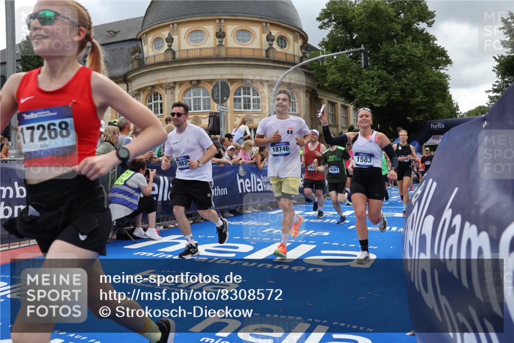 29.06.2025 - hella hamburg halbmarathon Strokosch-Dieckow http://msf.ph/oto/8308572 29.06.2025 10:56:33 Ziel 1583, 2083, 3413, 4152, 5721, 5744, 6399, 6416, 6759, 7037, 7646, 8311, 8542, 8652, 8744, 9488, 9562, 10093, 11083, 11870, 12509, 13863, 15145, 15407, 16257, 16261, 17259, 17268, 17734, 18340, 18746, 18835, 18899, 19120 meine-sportfotos.de
