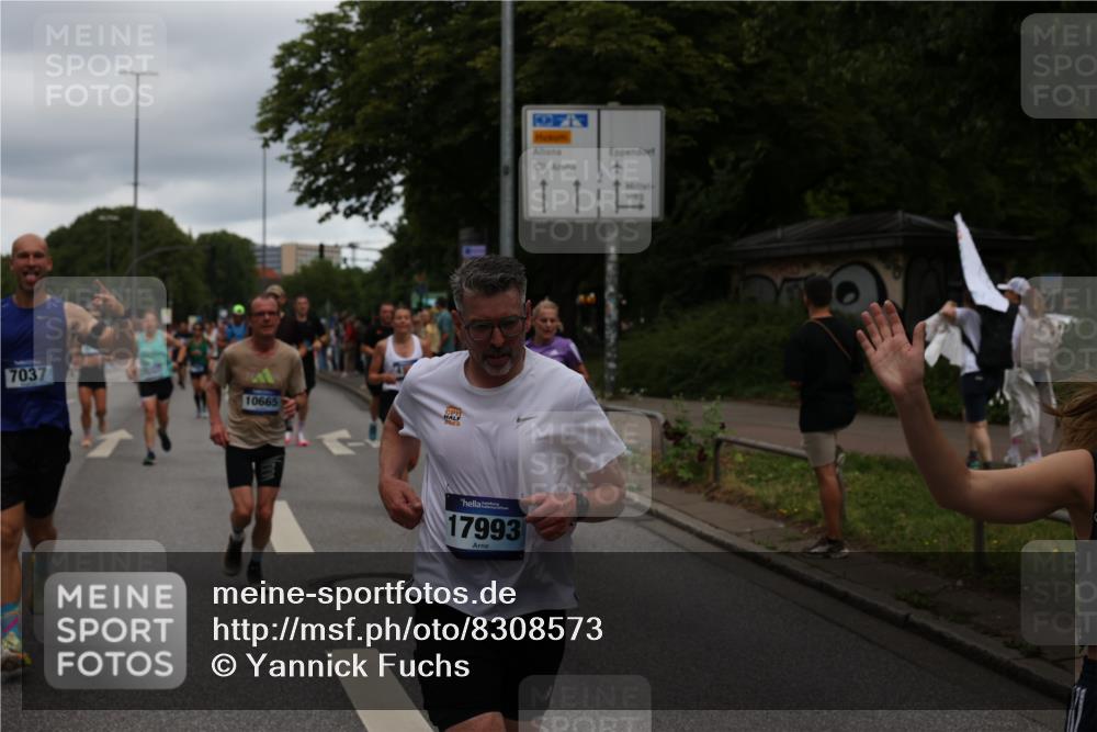 29.06.2025 - hella hamburg halbmarathon Yannick Fuchs http://msf.ph/oto/8308573 29.06.2025 10:50:30 20KM 1583, 1955, 2083, 2741, 3413, 3836, 4152, 4594, 4813, 5418, 5492, 5570, 6399, 6416, 6835, 7037, 7547, 8393, 8542, 8652, 8669, 8968, 8996, 9246, 9727, 9884, 9903, 9907, 9934, 10084, 10093, 10665, 11212, 11870, 12348, 12440, 12590, 12712, 13394, 13666, 13691, 13750, 14408, 14588, 14678, 14867, 15097, 15407, 15431, 15695, 16008, 16009, 16121, 16620, 16634, 16679, 17268, 17660, 17993, 18208, 18719, 18867, 18899, 19091 meine-sportfotos.de