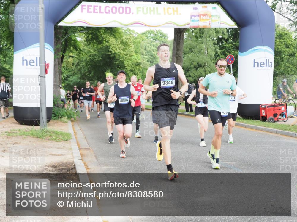 29.06.2025 - hella hamburg halbmarathon MichiJ http://msf.ph/oto/8308580 29.06.2025 10:35:50 Zwischen KM18-KM19 2708, 2839, 2869, 2953, 4553, 6009, 9348, 10000, 11211, 12549, 14797, 15735, 15784, 16592, 17915, 18430, 18887 meine-sportfotos.de