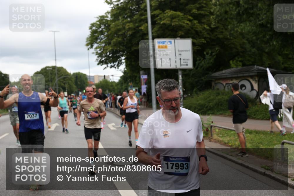 29.06.2025 - hella hamburg halbmarathon Yannick Fuchs http://msf.ph/oto/8308605 29.06.2025 10:50:30 20KM 1583, 1955, 2083, 2741, 3413, 3836, 4152, 4594, 4813, 5418, 5492, 5570, 6399, 6416, 6835, 7037, 7547, 8393, 8542, 8652, 8669, 8968, 8996, 9246, 9727, 9884, 9903, 9907, 9934, 10084, 10093, 10665, 11212, 11870, 12348, 12440, 12590, 12712, 13394, 13666, 13691, 13750, 14408, 14588, 14678, 14867, 15097, 15407, 15431, 15695, 16008, 16009, 16121, 16620, 16634, 16679, 17268, 17660, 17993, 18208, 18719, 18867, 18899, 19091 meine-sportfotos.de