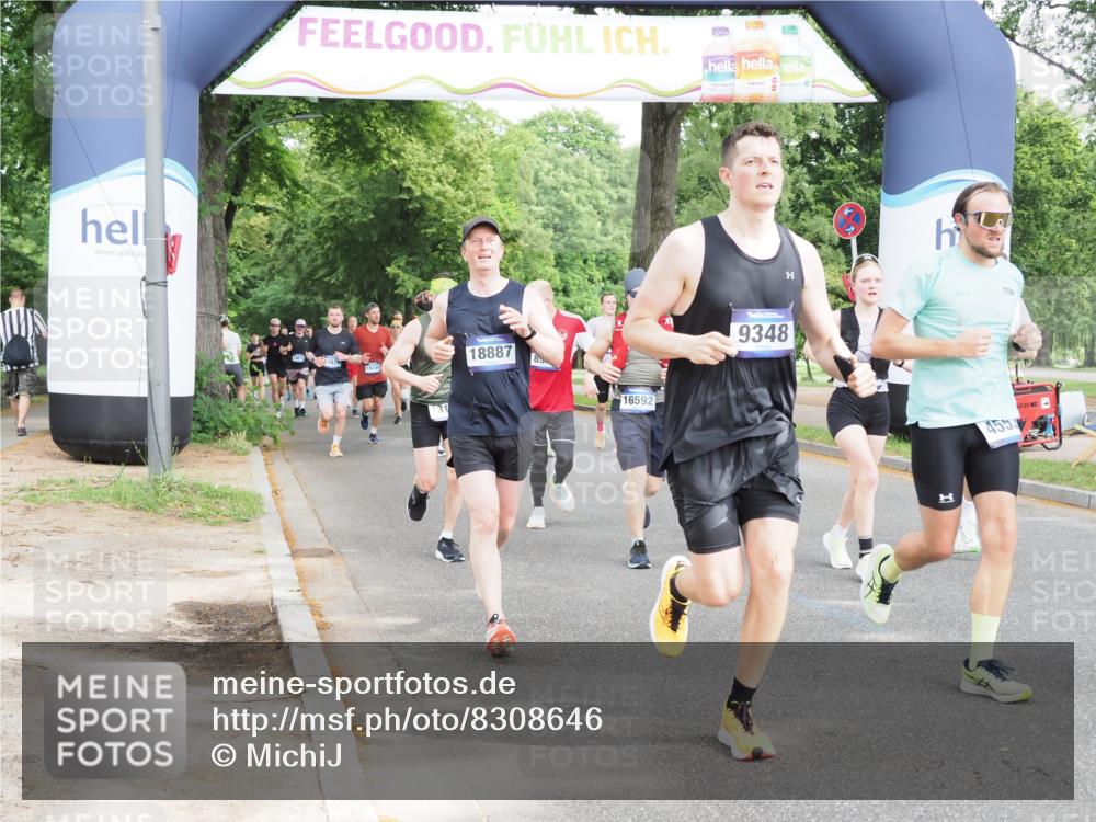 29.06.2025 - hella hamburg halbmarathon MichiJ http://msf.ph/oto/8308646 29.06.2025 10:35:50 Zwischen KM18-KM19 2708, 2839, 2869, 2953, 4553, 6009, 9348, 10000, 11211, 12549, 14797, 15735, 15784, 16592, 17915, 18430, 18887 meine-sportfotos.de