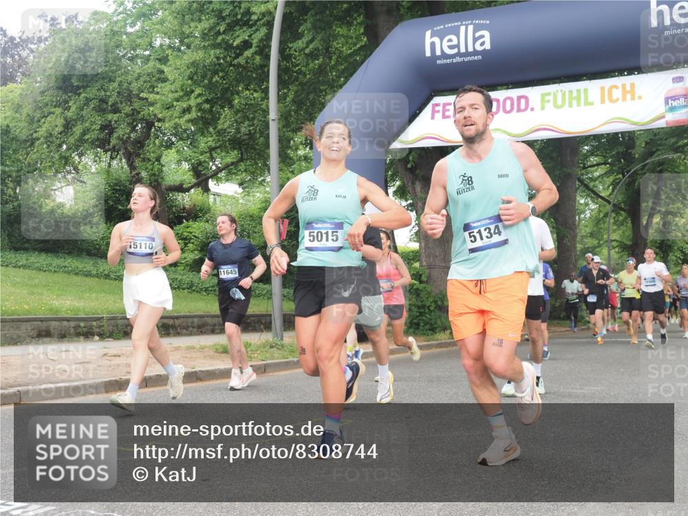 29.06.2025 - hella hamburg halbmarathon KatJ http://msf.ph/oto/8308744 29.06.2025 10:44:19 Zwischen KM18-KM19 1200, 2488, 3859, 4426, 5015, 5134, 5457, 5458, 5728 meine-sportfotos.de