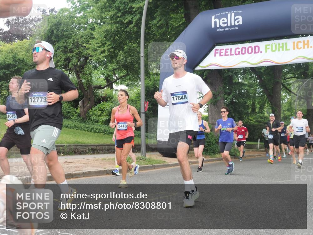 29.06.2025 - hella hamburg halbmarathon KatJ http://msf.ph/oto/8308801 29.06.2025 10:44:20 Zwischen KM18-KM19 1200, 3859, 4426, 5015, 5134, 5457, 5458, 5728, 7159 meine-sportfotos.de