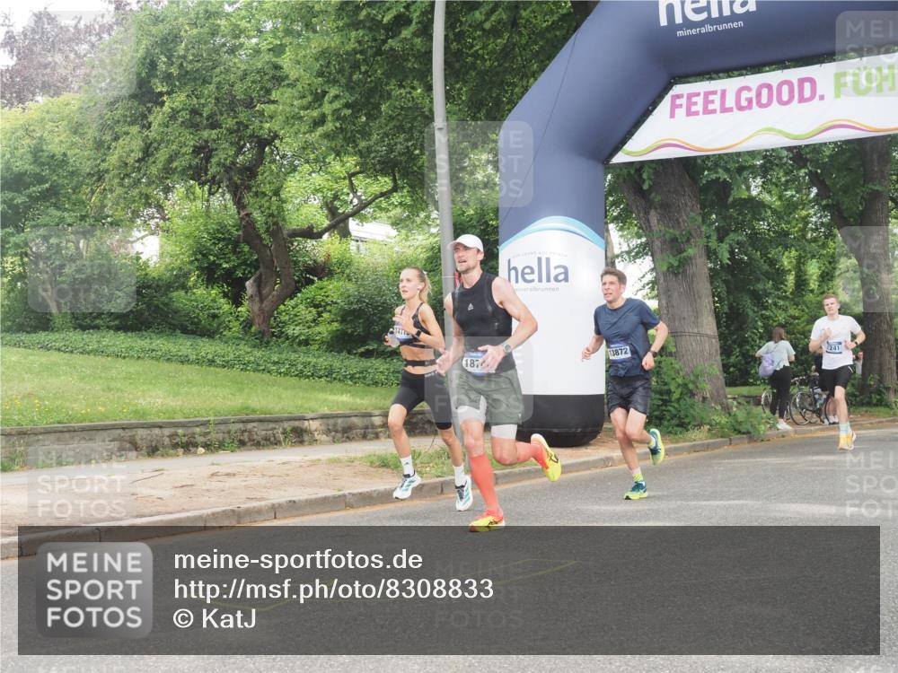 29.06.2025 - hella hamburg halbmarathon KatJ http://msf.ph/oto/8308833 29.06.2025 10:15:01 Zwischen KM18-KM19  meine-sportfotos.de
