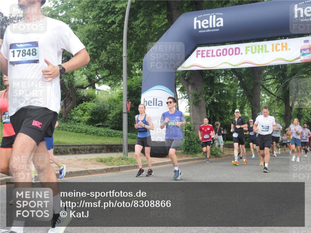 29.06.2025 - hella hamburg halbmarathon KatJ http://msf.ph/oto/8308866 29.06.2025 10:44:20 Zwischen KM18-KM19 1200, 3859, 4426, 5015, 5134, 5457, 5458, 5728, 7159 meine-sportfotos.de
