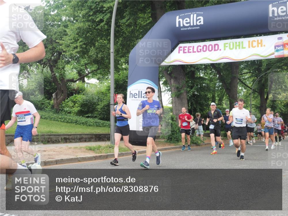 29.06.2025 - hella hamburg halbmarathon KatJ http://msf.ph/oto/8308876 29.06.2025 10:44:21 Zwischen KM18-KM19 1200, 3859, 4426, 5015, 5134, 5391, 5457, 5728, 6892, 7159 meine-sportfotos.de