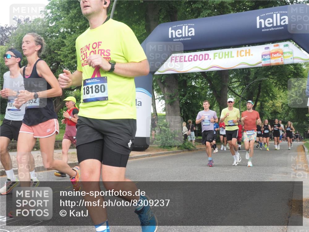 29.06.2025 - hella hamburg halbmarathon KatJ http://msf.ph/oto/8309237 29.06.2025 10:44:27 Zwischen KM18-KM19 1387, 2652, 2656, 3575, 4632, 5391, 6892, 7159 meine-sportfotos.de
