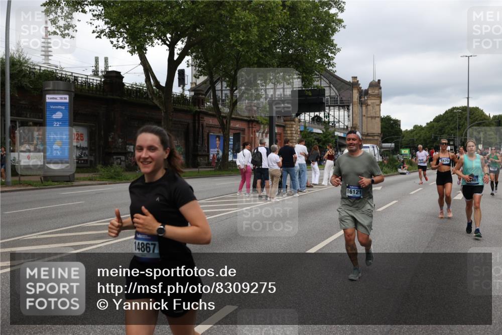 29.06.2025 - hella hamburg halbmarathon Yannick Fuchs http://msf.ph/oto/8309275 29.06.2025 10:50:32 20KM 1583, 1955, 2083, 2741, 3413, 3836, 4152, 5418, 5492, 5570, 6399, 6416, 6835, 7037, 7547, 7716, 8393, 8542, 8652, 8669, 8968, 8996, 9246, 9488, 9727, 9884, 9903, 9907, 9934, 10084, 10093, 10665, 11083, 11212, 12348, 12440, 12523, 12590, 12712, 13394, 13666, 13691, 13750, 14139, 14408, 14588, 14678, 14867, 15097, 15407, 15431, 15695, 16121, 16620, 16634, 16679, 17268, 17660, 17993, 18208, 18652, 18719, 18867, 18899, 19091 meine-sportfotos.de