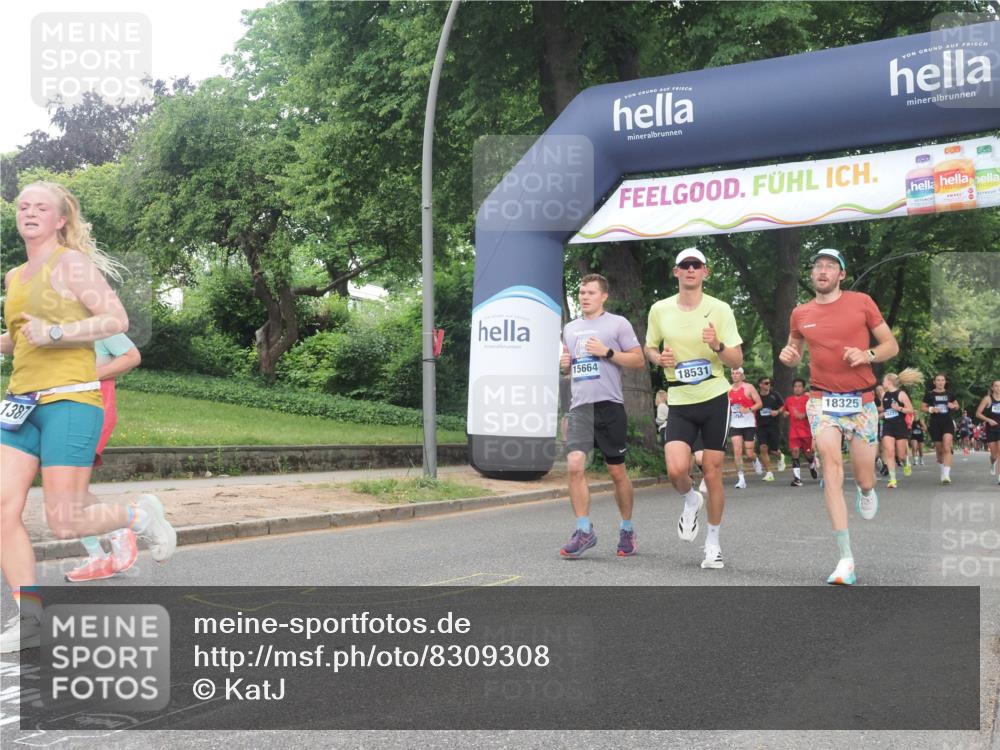 29.06.2025 - hella hamburg halbmarathon KatJ http://msf.ph/oto/8309308 29.06.2025 10:44:28 Zwischen KM18-KM19 1387, 2652, 2656, 3575, 4632, 5391, 6892, 7159 meine-sportfotos.de