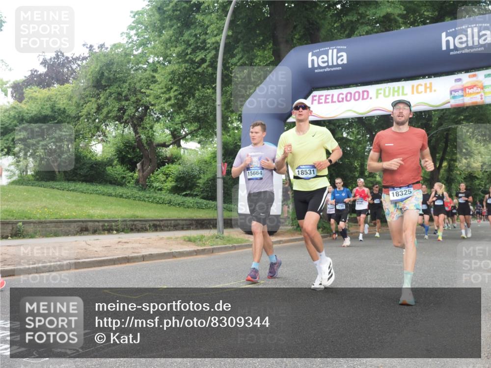 29.06.2025 - hella hamburg halbmarathon KatJ http://msf.ph/oto/8309344 29.06.2025 10:44:28 Zwischen KM18-KM19 1387, 2652, 2656, 3575, 4632, 5391, 6892, 7159 meine-sportfotos.de